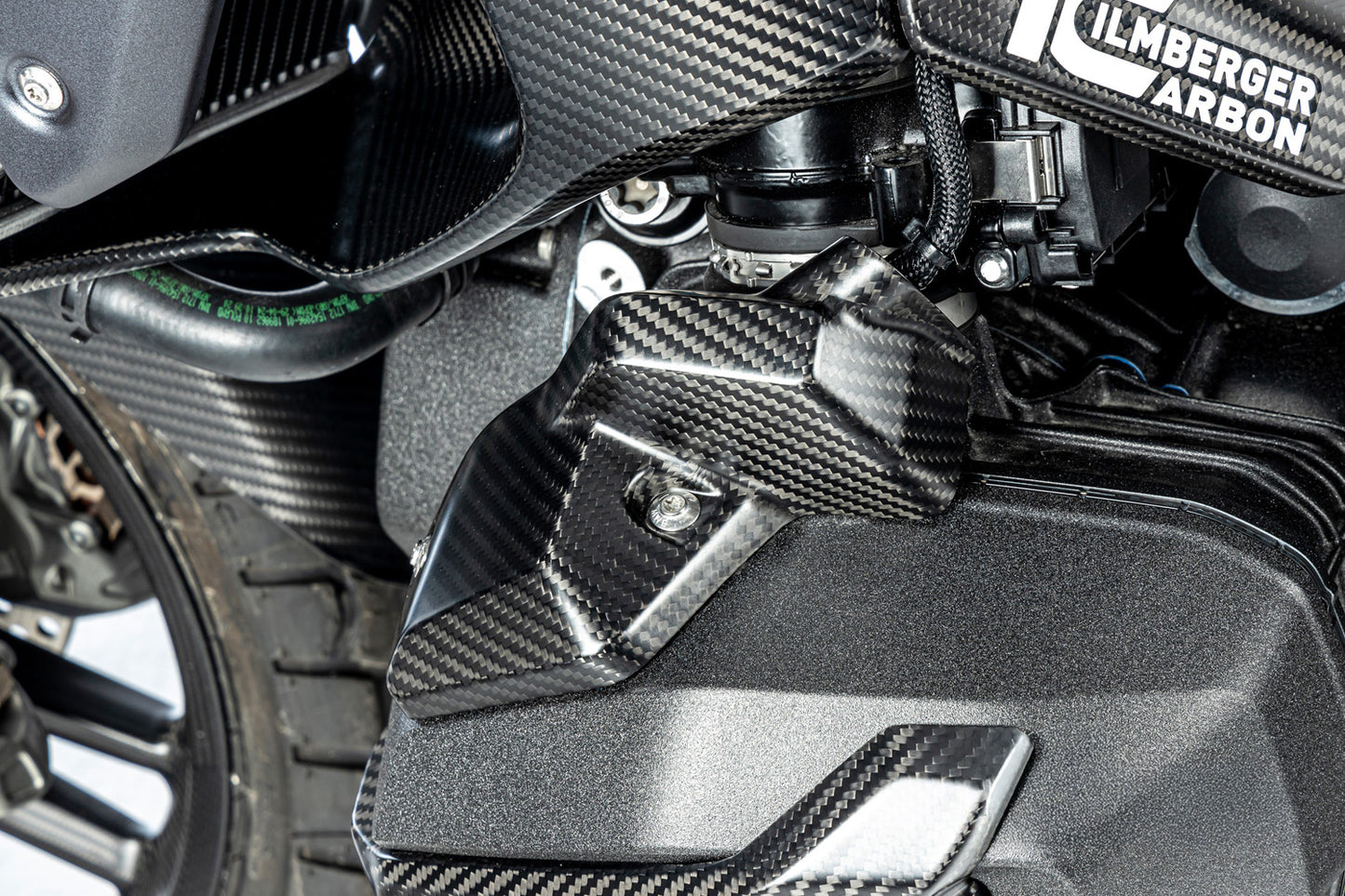 Ilmberger injector cover R 1300 GS (Adventure) - left - carbon-matt